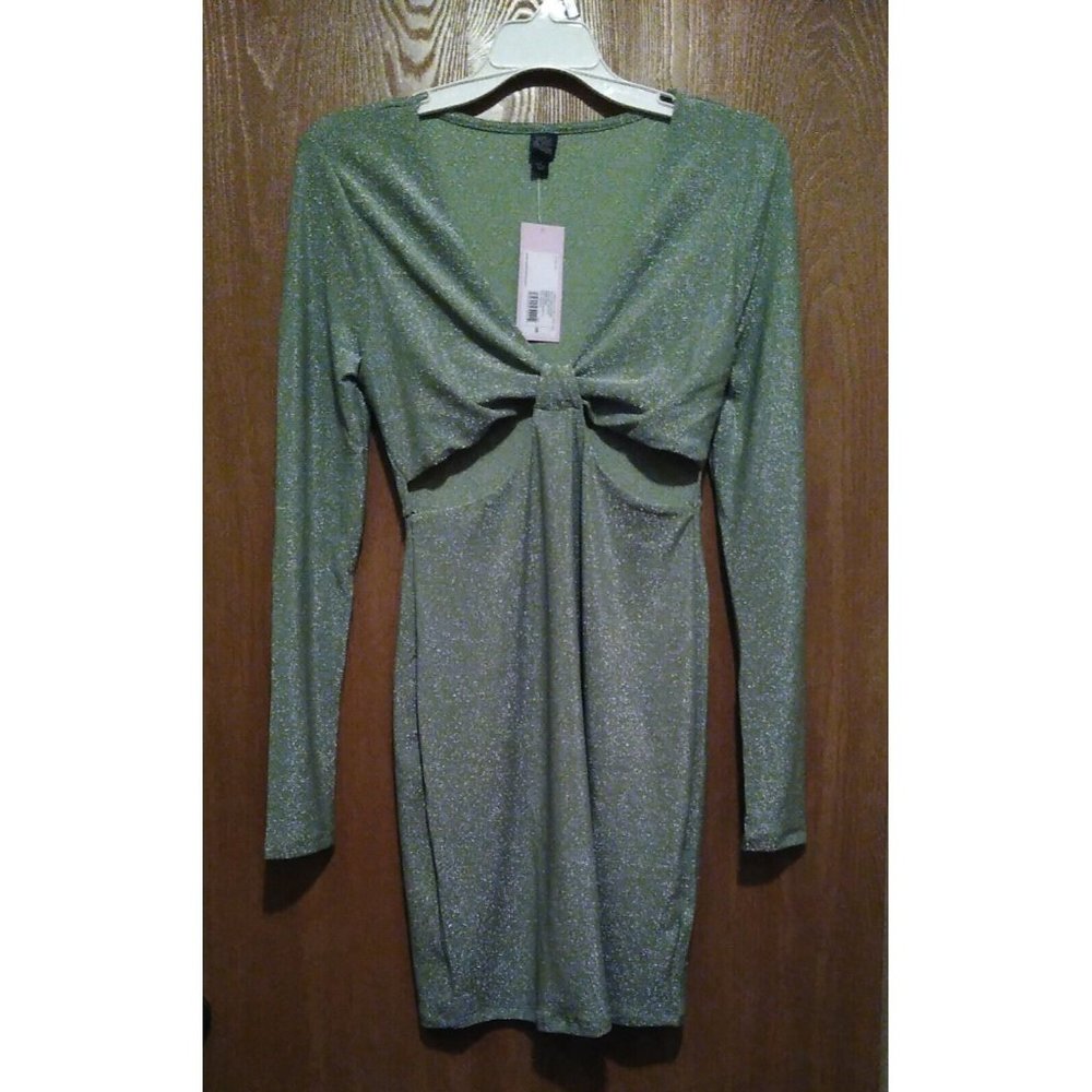 Wild Fable Size S Cutout Metallic Sage  Green Bodycon Dress Sweetheart Neck New